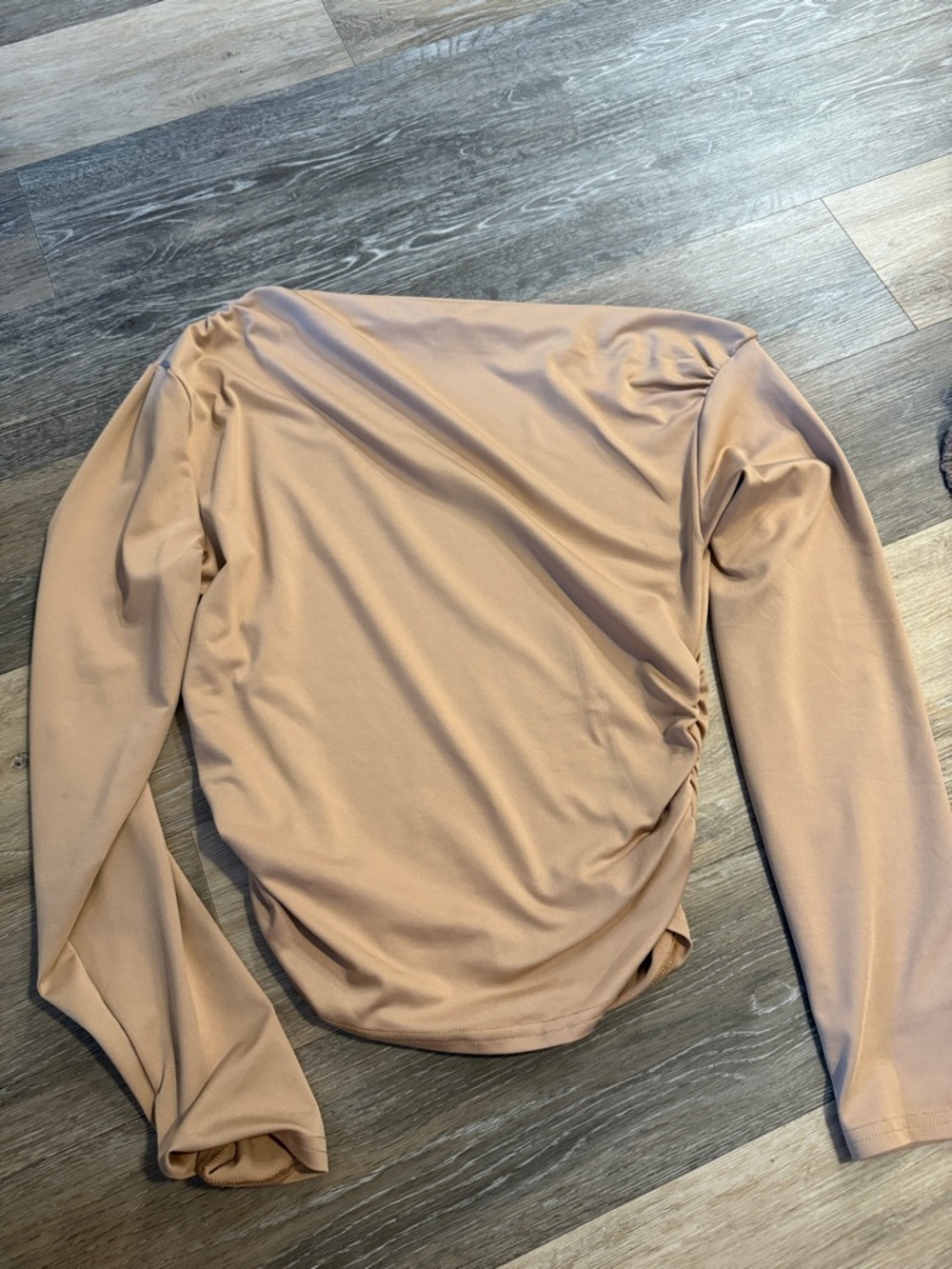 Long Sleeve Ruched Women's Top in Nude